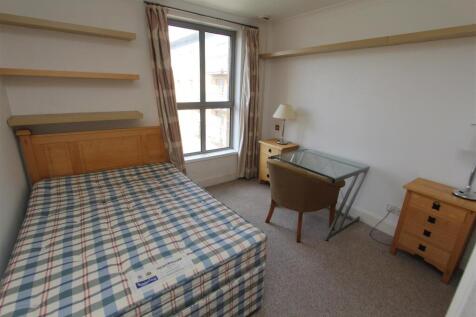 Bedroom 2.JPG