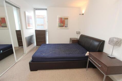 bedroom1.JPG