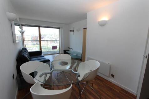 Living room.JPG