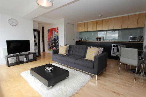 Living Room2.JPG