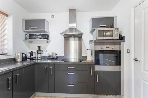 Kitchen1.jpg