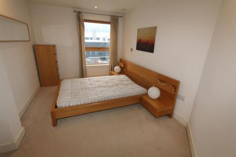Bedroom1.JPG