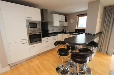 Kitchen1.JPG