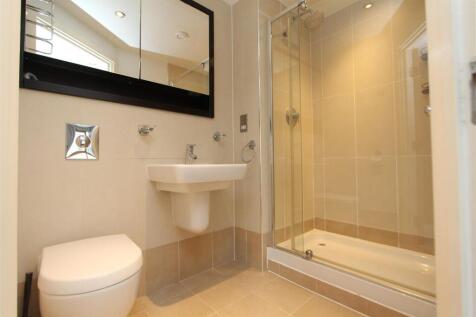 ensuite.JPG