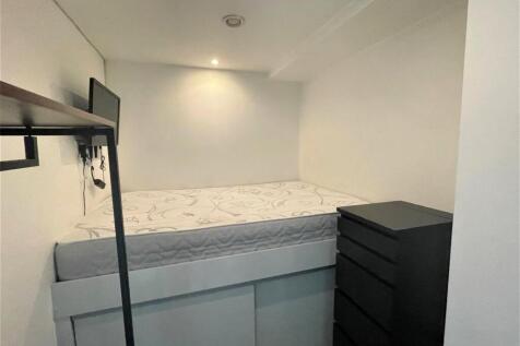 Bedroom.jpg