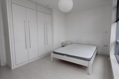 Bedroom.JPG
