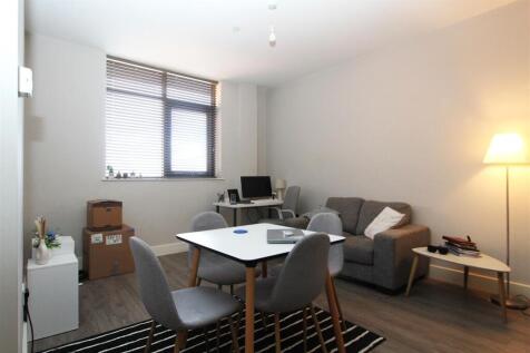 Living Room 2.JPG