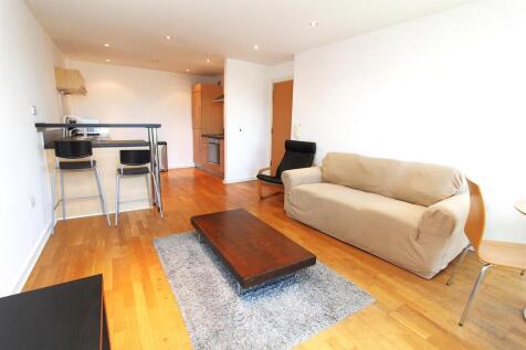 Living Room 2.JPG