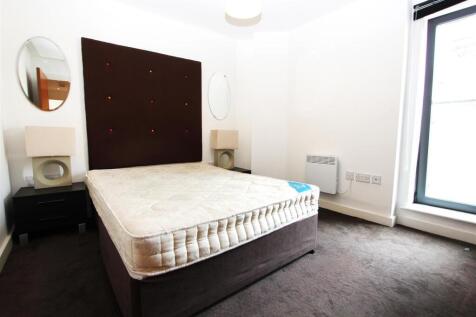 Bedroom.JPG