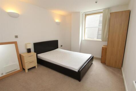 Bed2.JPG
