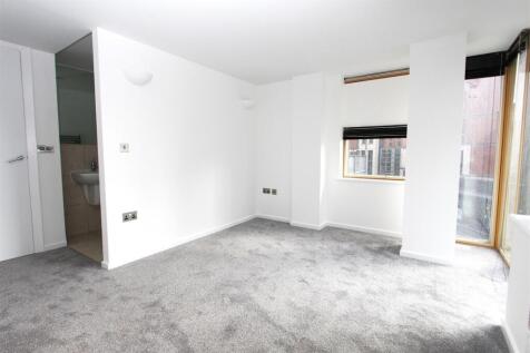 Bedroom 2.2.JPG