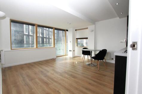 Living Room.JPG