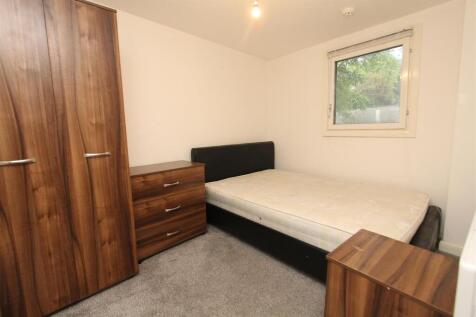 Bed2.JPG