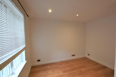Bedroom 2 .jpg