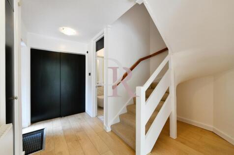 Entrance Hallway Cloak Room Cupboard