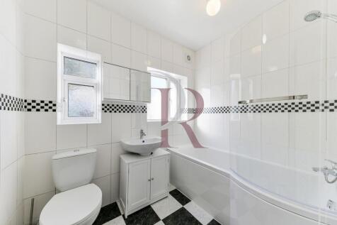 BATHROOM &amp; GARDEN