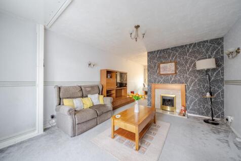 1382409-6-6926fa1645955