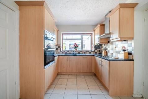 1382409-8-6926fb2635d5d