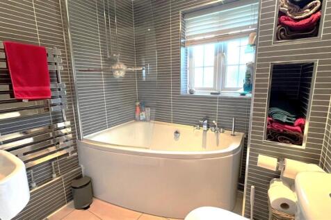 Bath 2.jpg