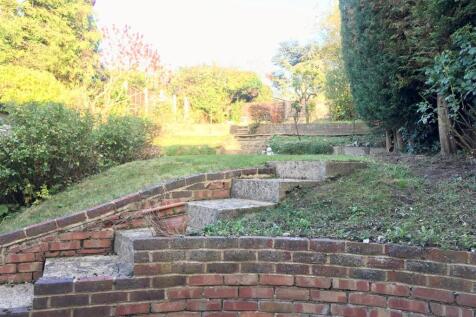 GARDEN 3.jpg