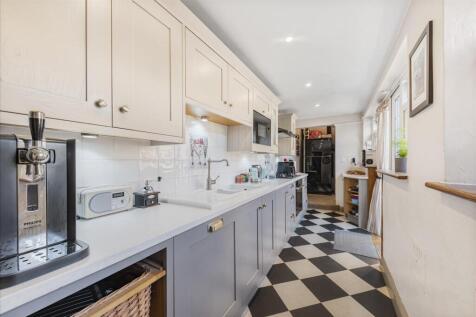Kitchen.jpg