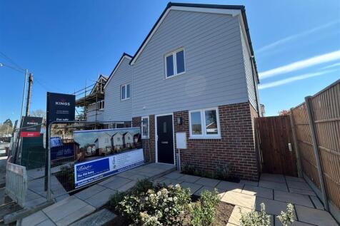 front shot show home.jpg