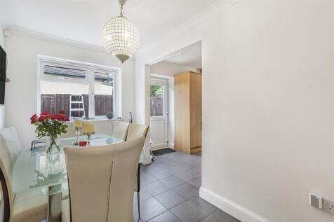 Dining room.jpg