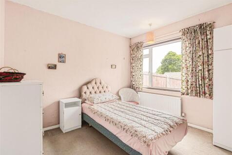 Bedroom .jpg
