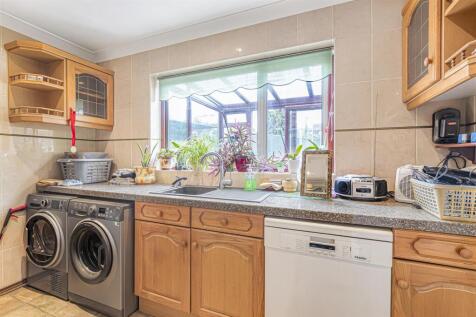 Kitchen.jpg