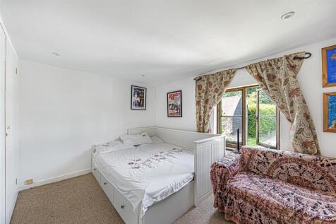 Bedroom 2.jpg
