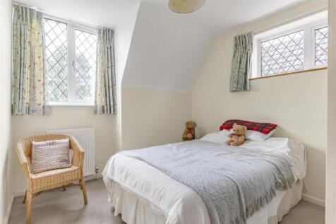 Bedroom .jpg