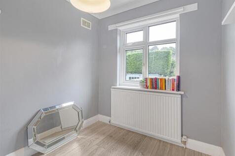Forth bedroom