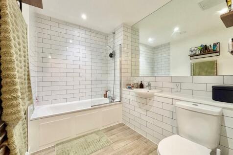 BATH2.jpg