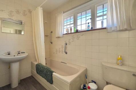BATH.jpg