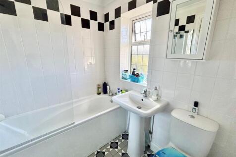 BATH.jpg