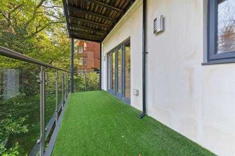 Apartment 4, The Edge 17.jpg