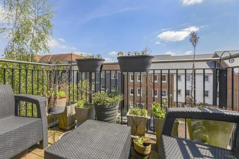 TWIN BALCONIES