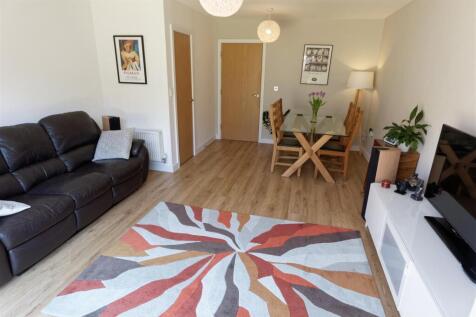 Living room2.jpg