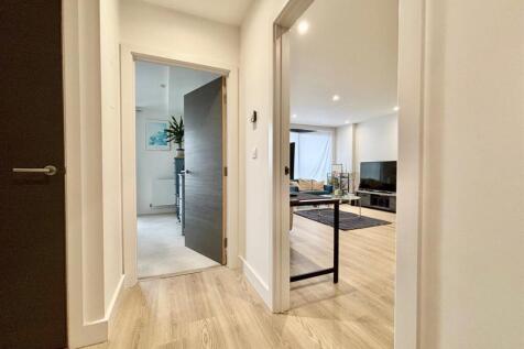 Hallway.jpg