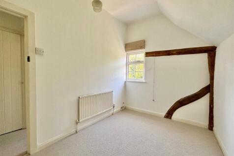 Bedroom 2.jpg