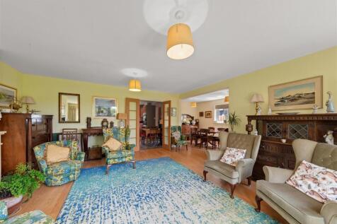 3 Childsbridge Farm Place 17.jpg