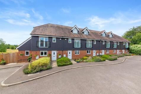 3 Childsbridge Farm Place 38.jpg