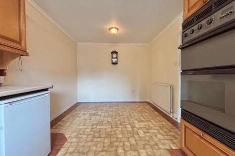 KITCHEN3.jpg