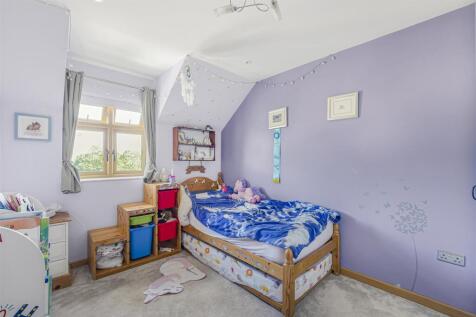 Bedroom 3.jpg