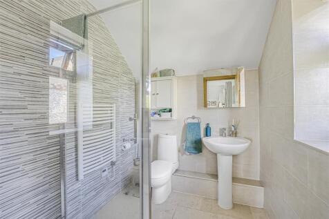 Ensuite.jpg
