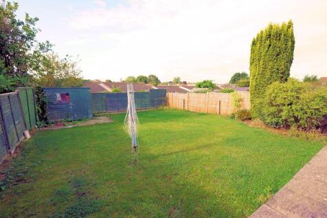 Level rear gardens