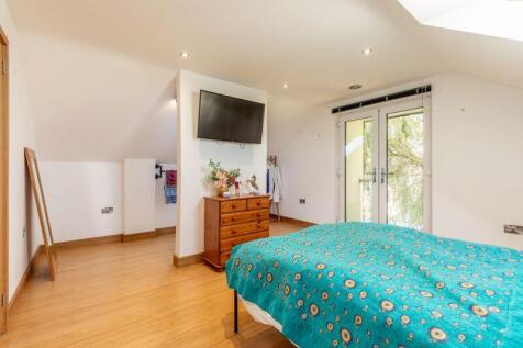 Principal bedroom with dressing area