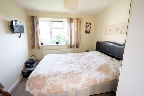 Bedroom 3 of 4