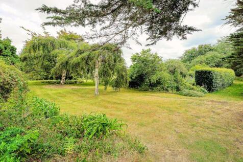 Hidden lawns