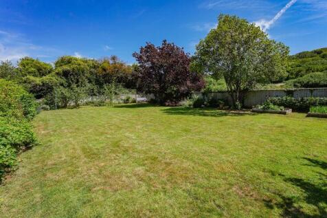 Upper lawn